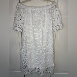 Elegant White Lace Dress